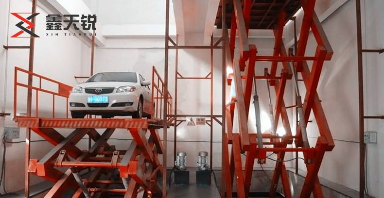 东方剪叉式汽车升降机